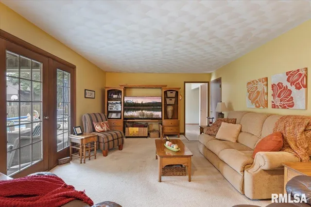 $394,900 | 3610 73rd Street, Moline, IL 61265