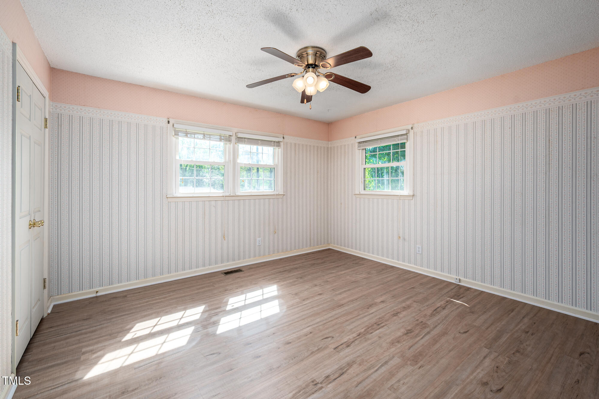 926 Allister Road Durham, NC 27703 - Photo 25 of 39 926Allister-25