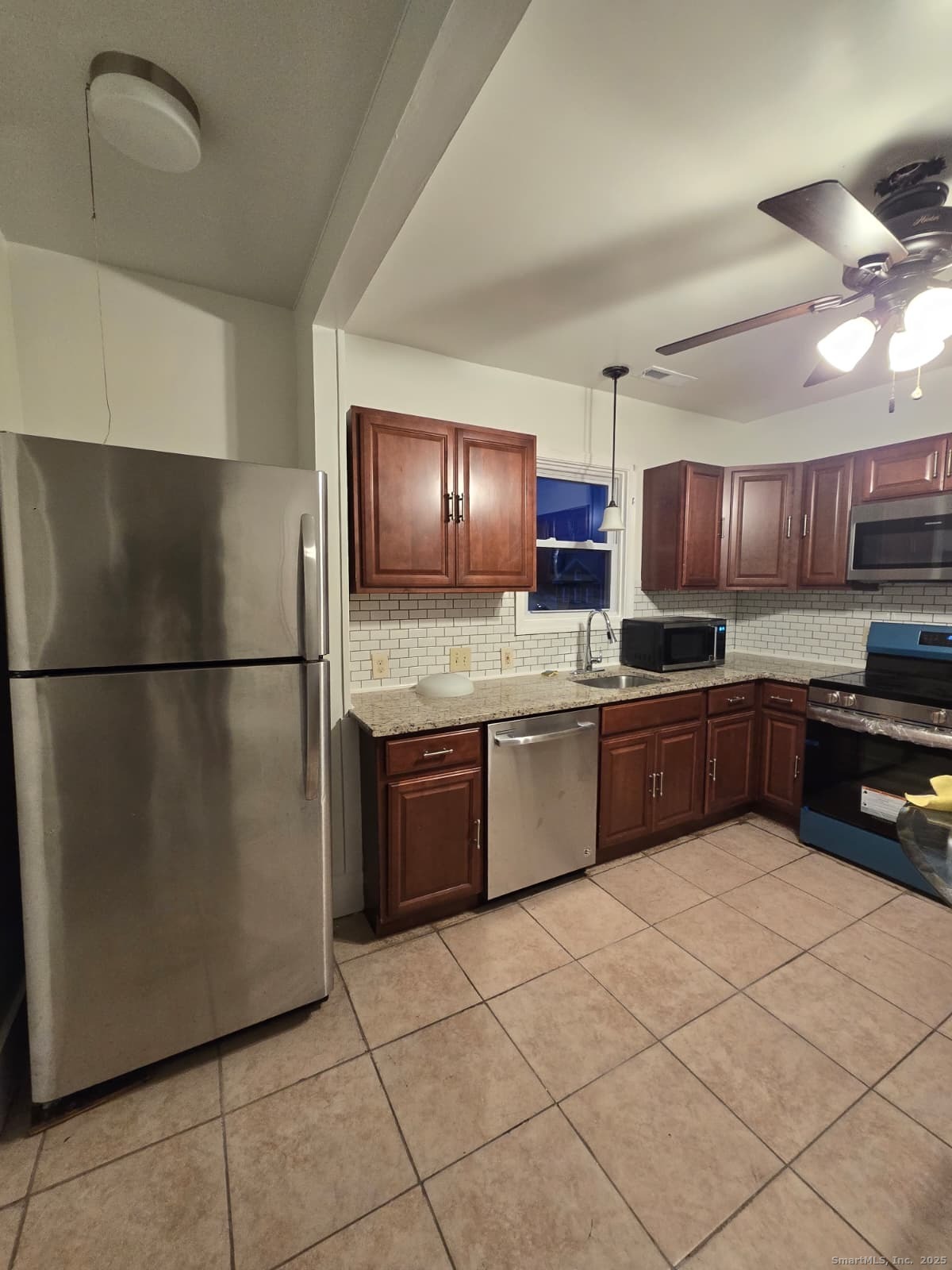 75 Curtis Street, Unit 2 Meriden, CT 06450 - Photo 2 of 13