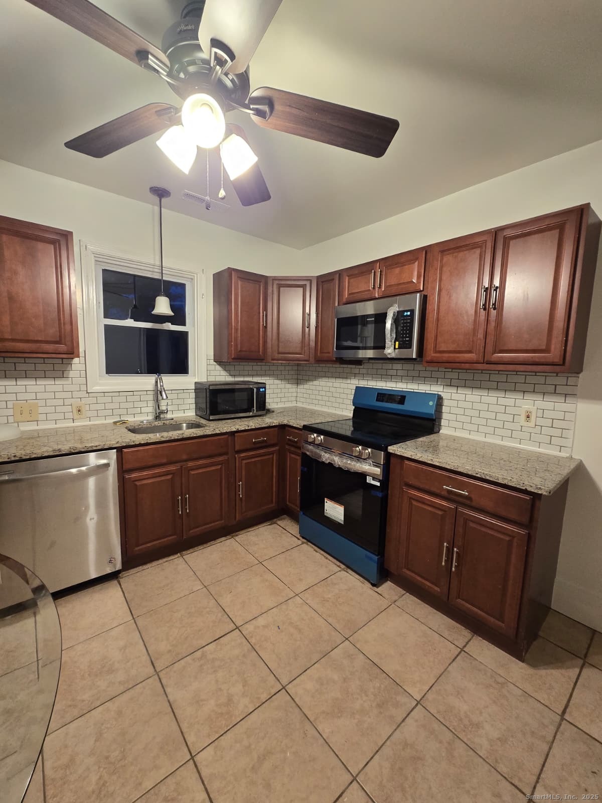 75 Curtis Street, Unit 2 Meriden, CT 06450 - Photo 3 of 13