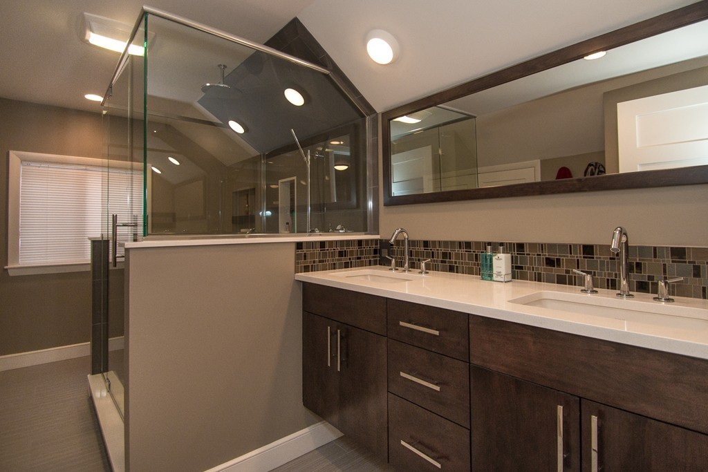 29 Cushing Road Milton, MA 02186 - Photo 8 of 20 Gallery Image 8
