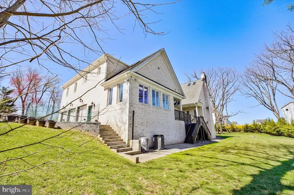 $3,995,000 | 9116 Leesburg Pike, McLean, VA 22102