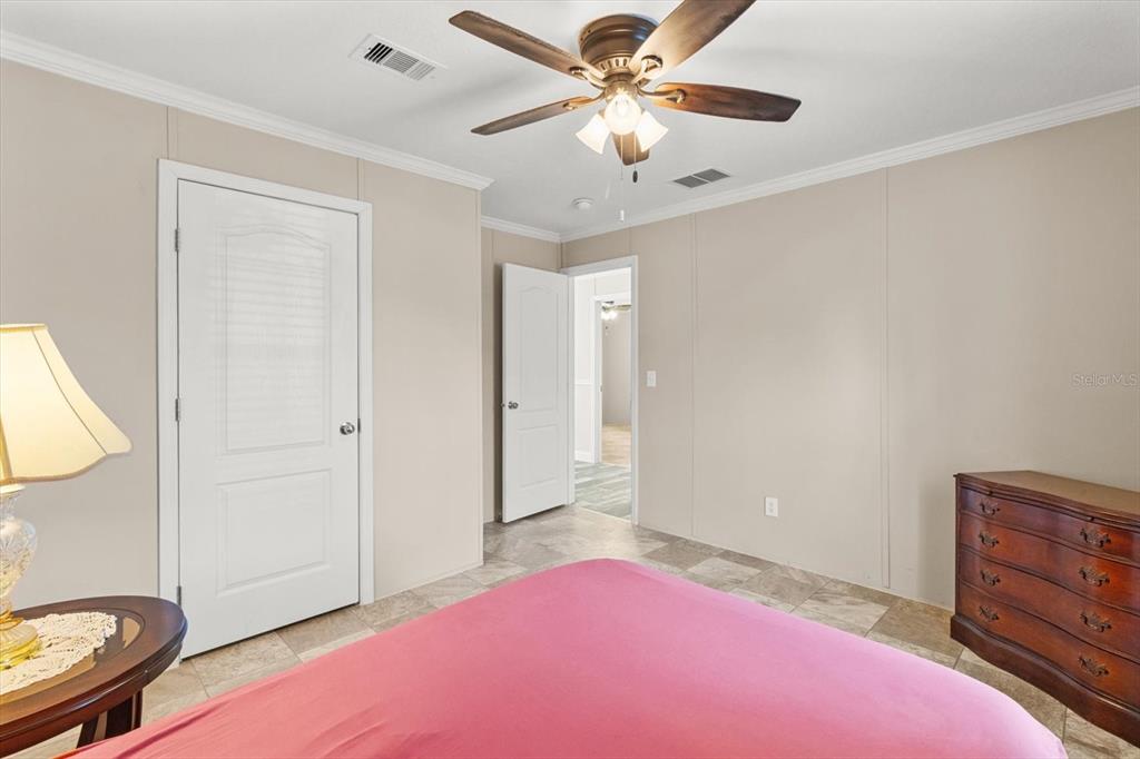 2443 South Pine Ridge Avenue Homosassa, FL 34448 - Photo 14 of 56