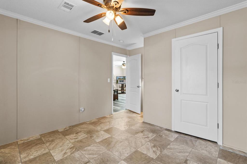 2443 South Pine Ridge Avenue Homosassa, FL 34448 - Photo 18 of 56