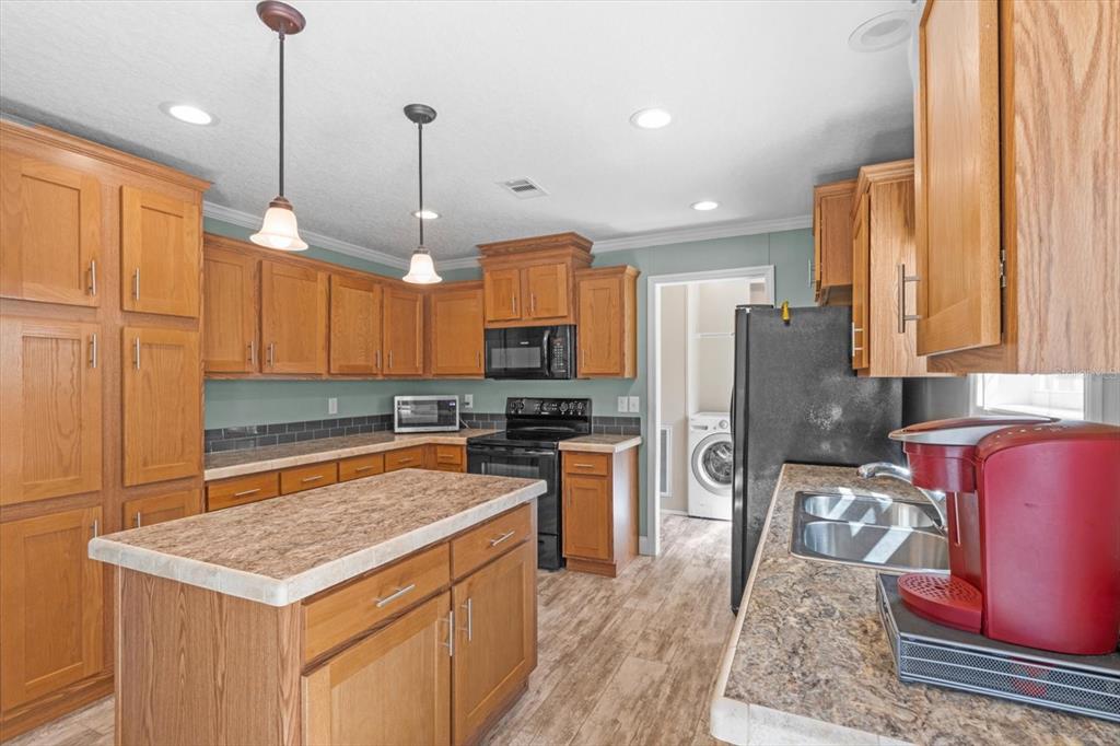 2443 South Pine Ridge Avenue Homosassa, FL 34448 - Photo 33 of 56