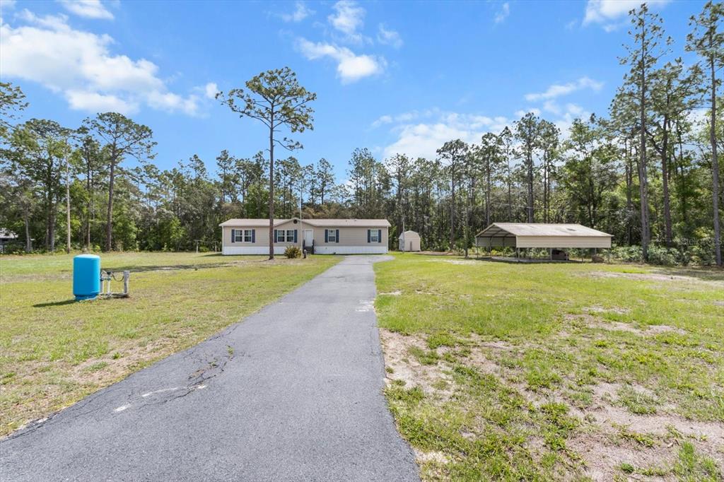 2443 South Pine Ridge Avenue Homosassa, FL 34448 - Photo 4 of 56