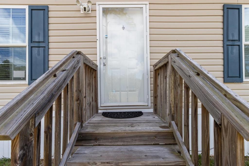 2443 South Pine Ridge Avenue Homosassa, FL 34448 - Photo 7 of 56