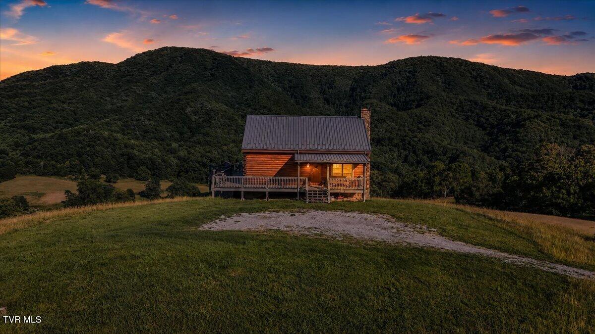 490 Mountain Springs Road Tannersville, VA 24377 - Photo 3 of 48 01-DTD