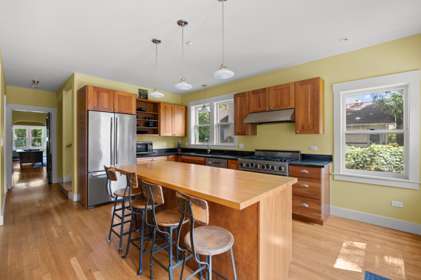 22 Keystone Avenue River Forest, IL 60305 - Photo 11 of 33