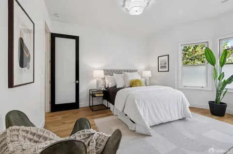 $899,000 | 160 Julian Avenue, Unit 3, San Francisco, CA 94103
