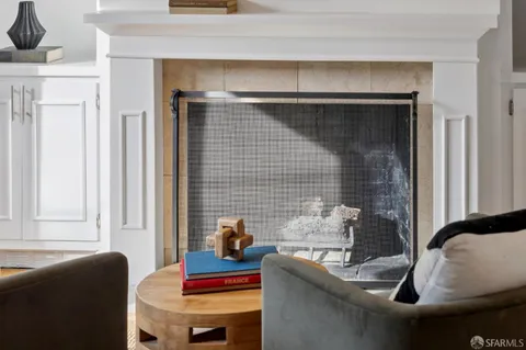 $899,000 | 160 Julian Avenue, Unit 3, San Francisco, CA 94103