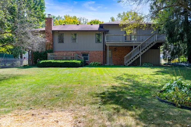 $449,000 | 910 Claridge Court, Indianapolis, IN 46260