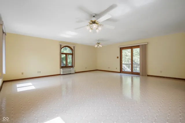 $449,000 | 910 Claridge Court, Indianapolis, IN 46260