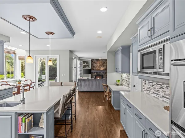 $2,825,000 | 2441 278th Court Southeast, Sammamish, WA 98075