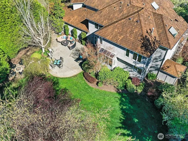 $2,825,000 | 2441 278th Court Southeast, Sammamish, WA 98075