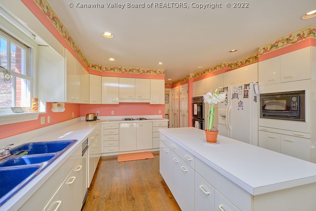 1024 Glen Road Charleston, WV 25314 - Photo 11 of 40 Gallery Image 11