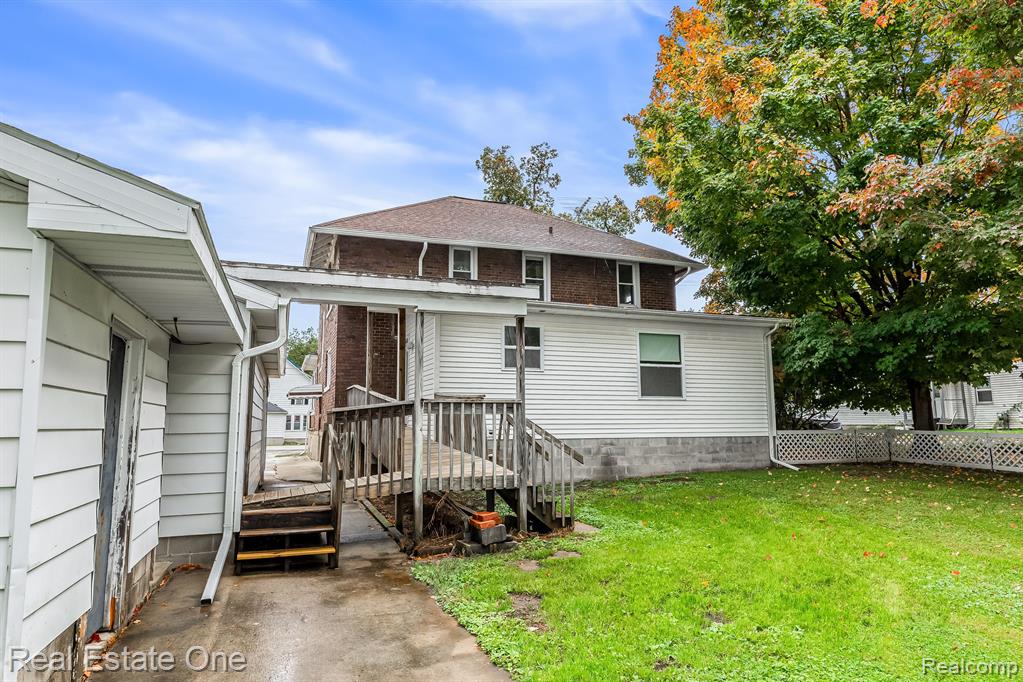 6354 Gale Road Atlas, MI 48411 - Photo 3 of 26