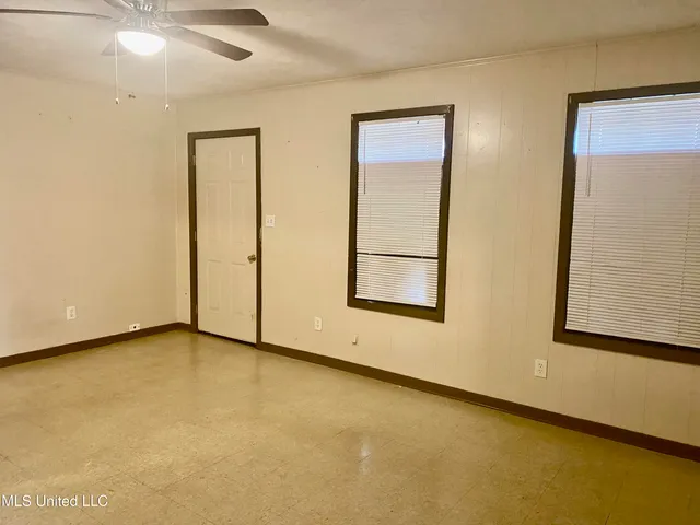 $104,000 | 615 Central Avenue, Yazoo City, MS 39194