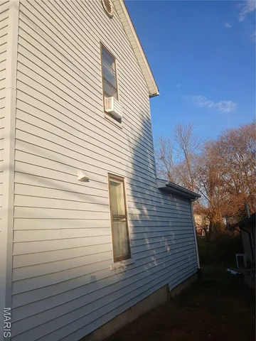 $180,000 | 142 West Street, Edwardsville, IL 62025