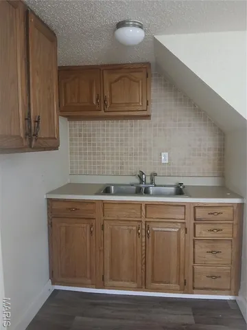 $180,000 | 142 West Street, Edwardsville, IL 62025