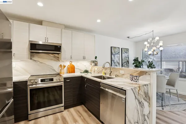 $939,000 | 5375 Black Avenue, Unit 1, Pleasanton, CA 94566