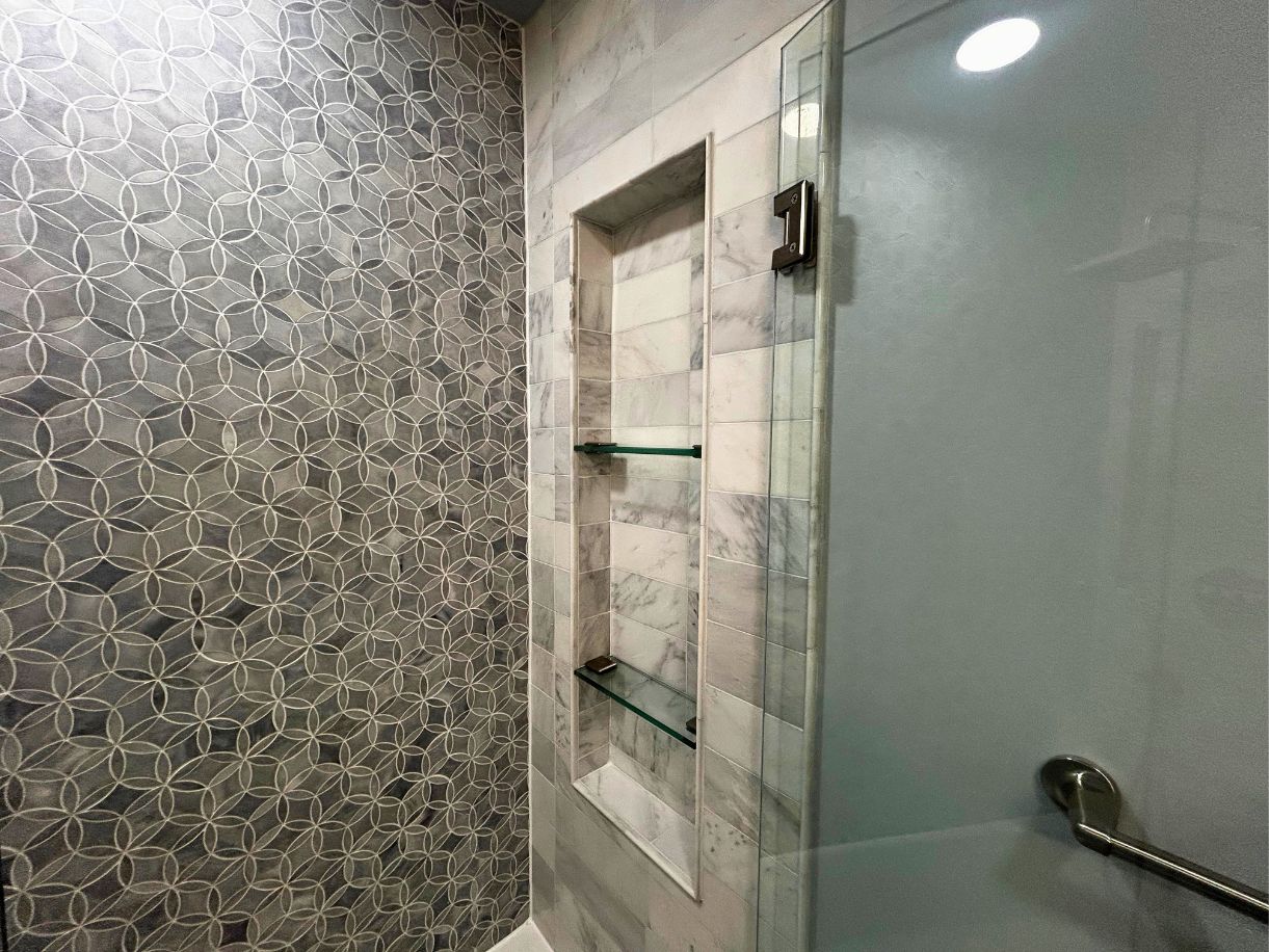8210 Bent Tree Road, Unit 247 Austin, TX 78759 - Photo 2 of 21 a bathroom with a shower