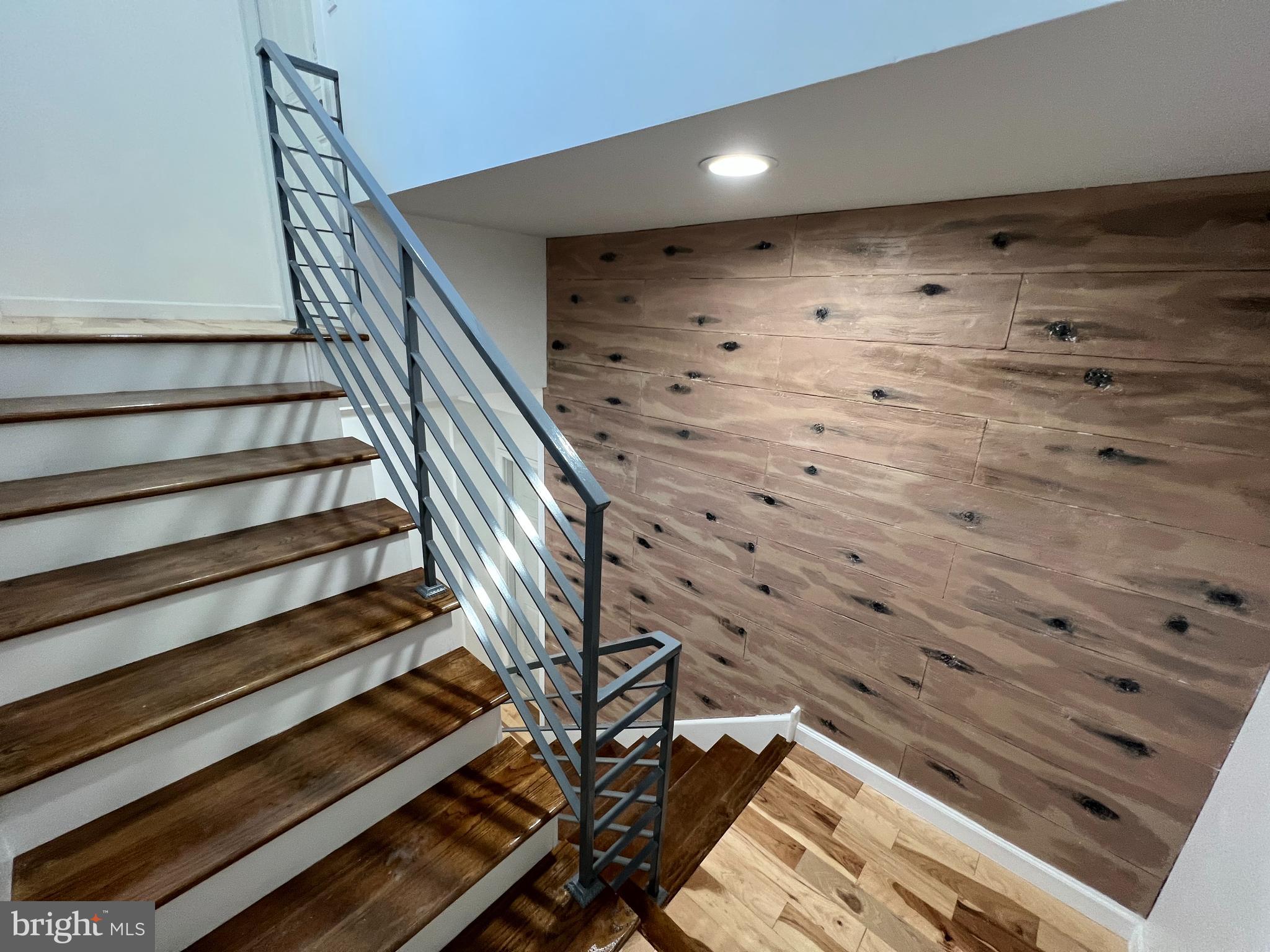 623 South 4th Street, Unit 3 Philadelphia, PA 19147 - Photo 11 of 11 a view of entryway