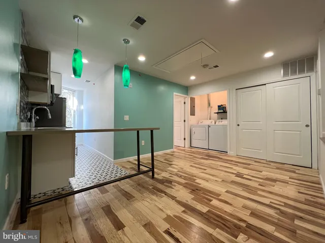 $1,625 | 623 South 4th Street, Unit 3, Philadelphia, PA 19147