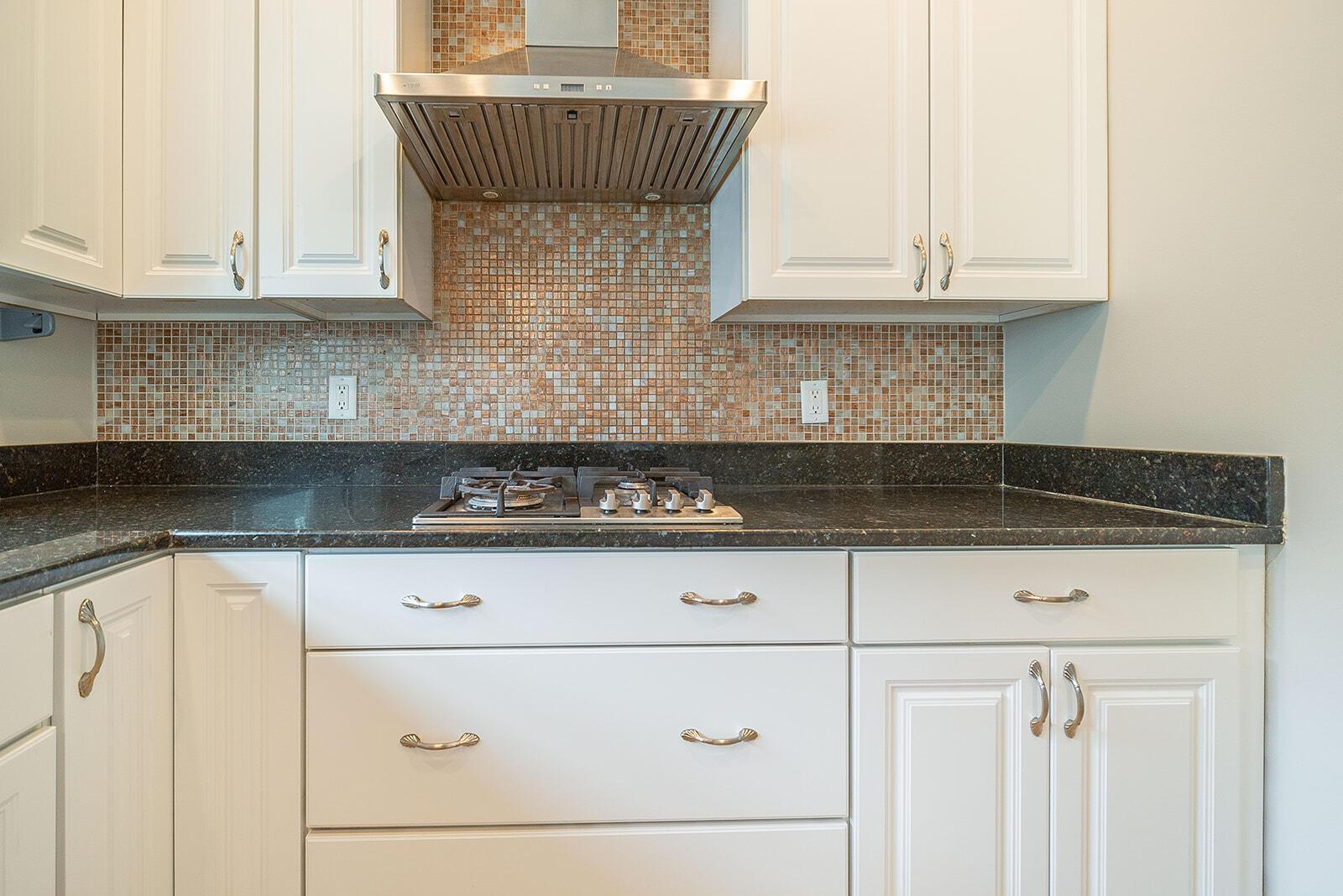 6263 Post Road Dublin, OH 43017 - Photo 22 of 79 Gas cook top