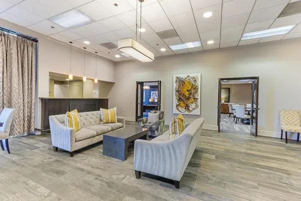 $325,000 | 200 Wagner Place, Unit 1103, Memphis, TN 38103