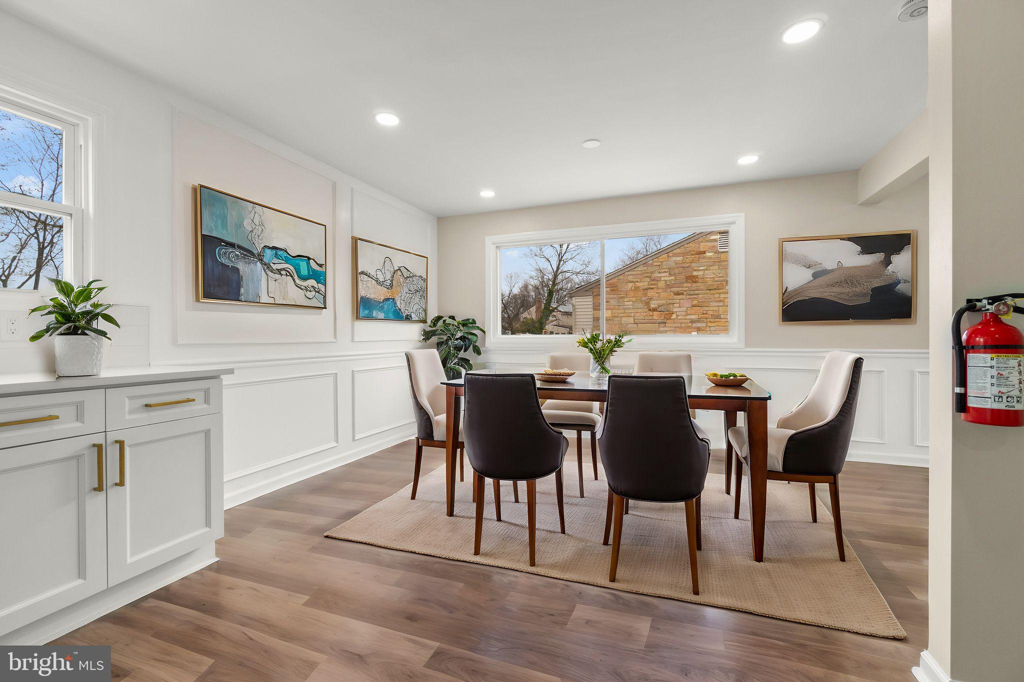 998 Kingston Drive Cherry Hill, NJ 08034 - Photo 21 of 35 a view of a dining room with furniture and wooden floor