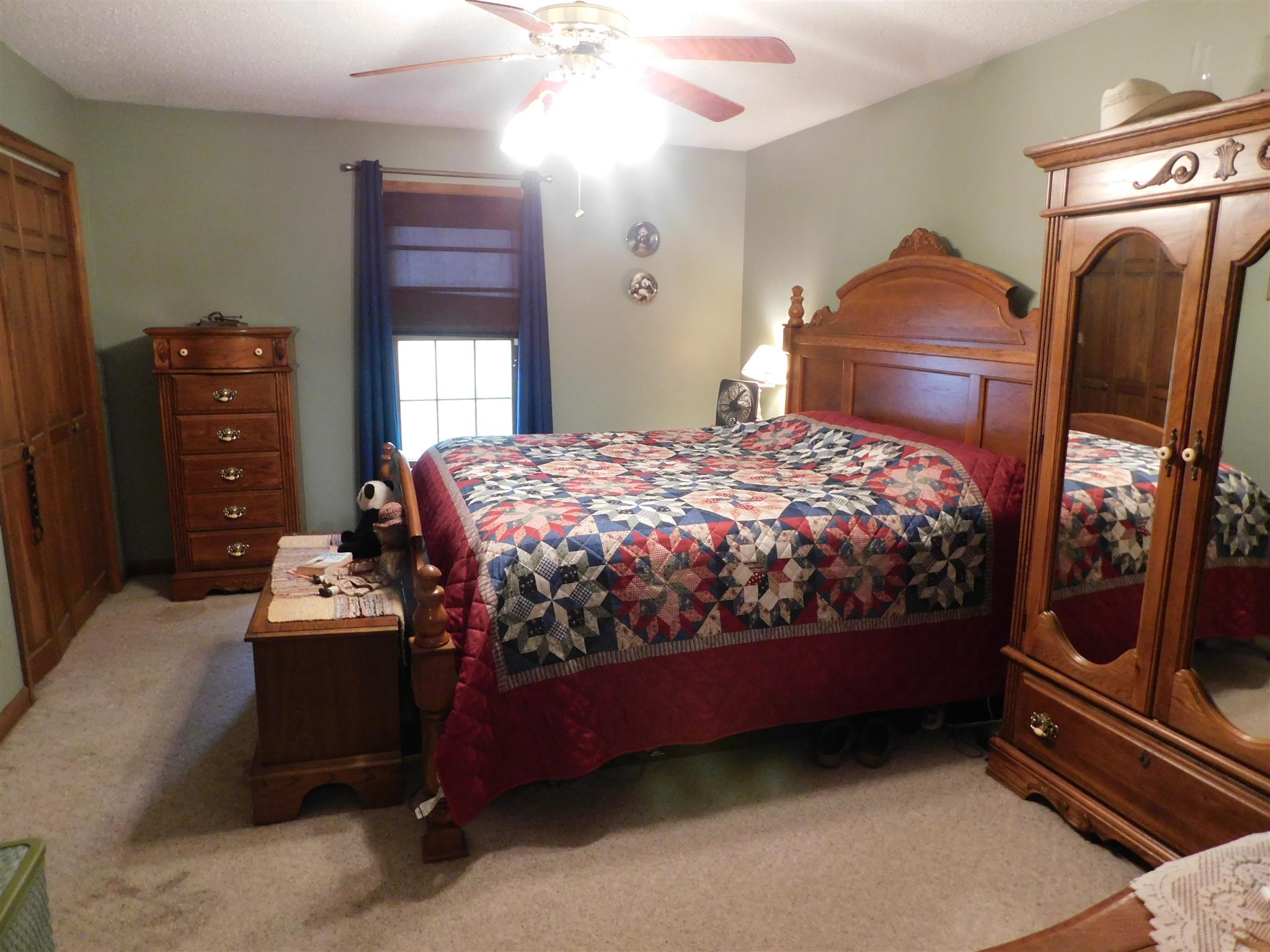 2495 Zion Road Columbia, TN 38401 - Photo 9 of 16 Large Master Bedroom