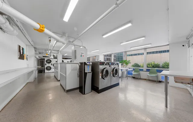 $375,990 | 330 West Diversey Parkway, Unit 1508, Chicago, IL 60657