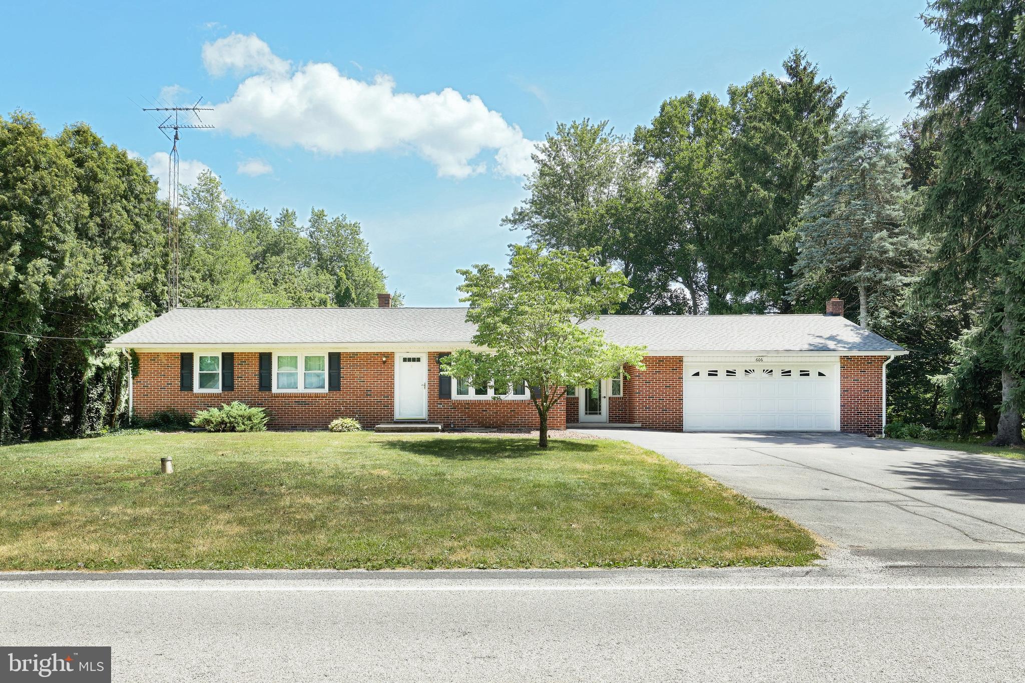 606 Orrtanna Road Orrtanna, PA 17353 - Photo 3 of 41 Gallery Image 3