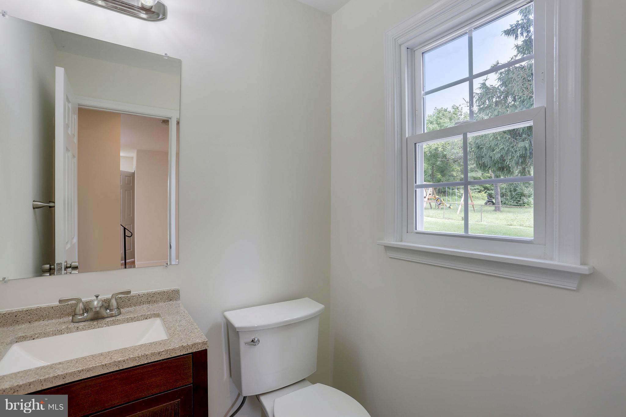 1610 Thomas Drive Point of Rocks, MD 21777 - Photo 13 of 28 Bath