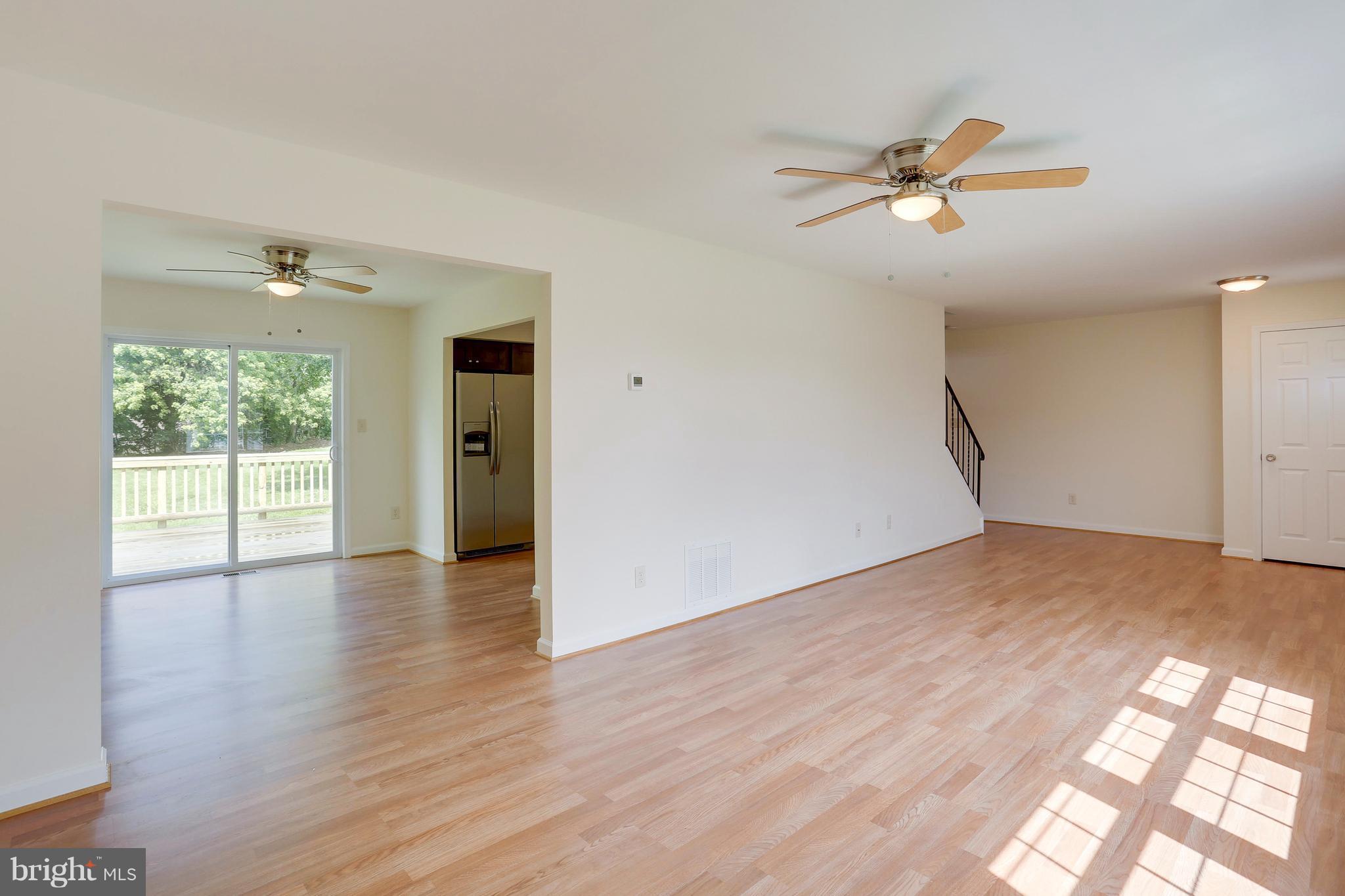 1610 Thomas Drive Point of Rocks, MD 21777 - Photo 6 of 28 Living Room