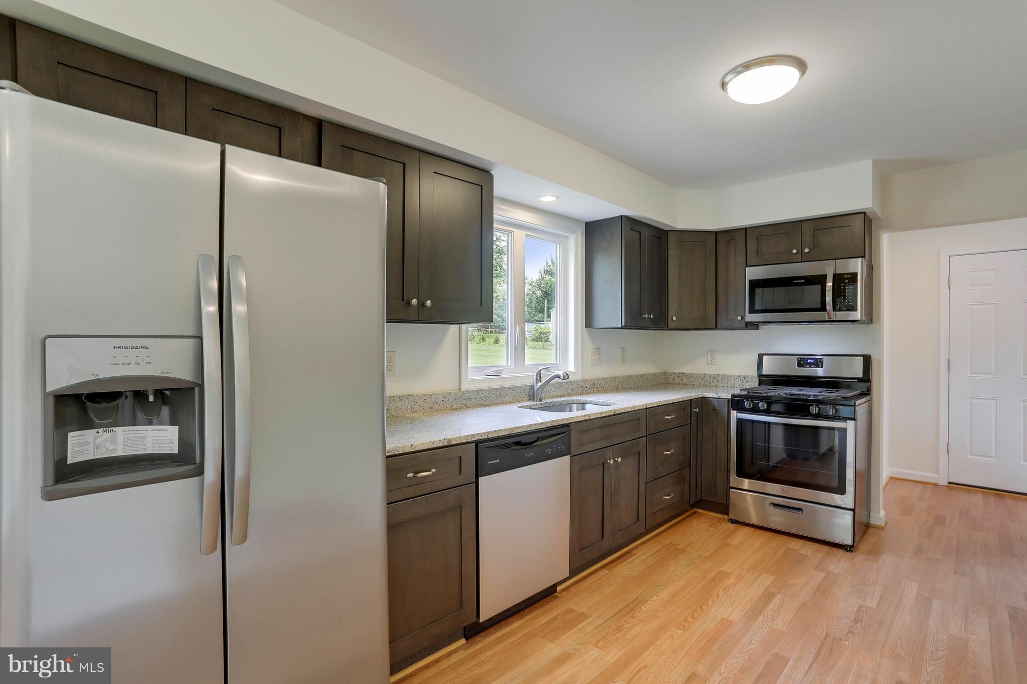 1610 Thomas Drive Point of Rocks, MD 21777 - Photo 8 of 28 Kitchen