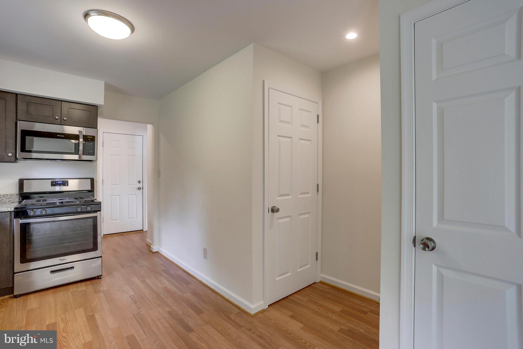 1610 Thomas Drive Point of Rocks, MD 21777 - Photo 9 of 28 Kitchen