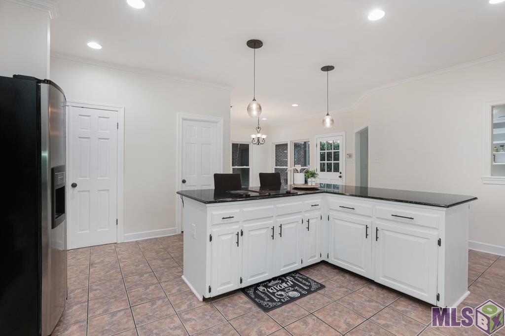12251 Schlayer Avenue Baton Rouge, LA 70816 - Photo 9 of 30