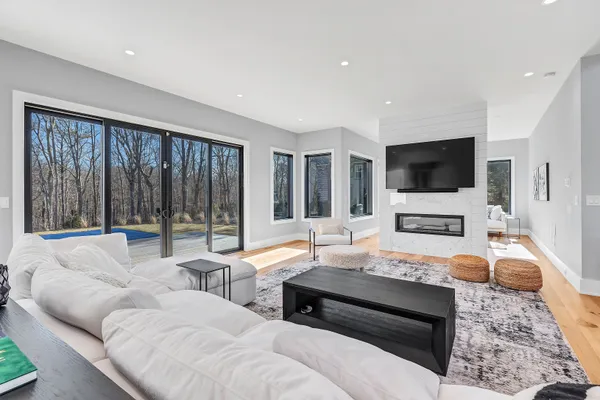 $125,000 | Undisclosed Address, Wainscott, NY 11975