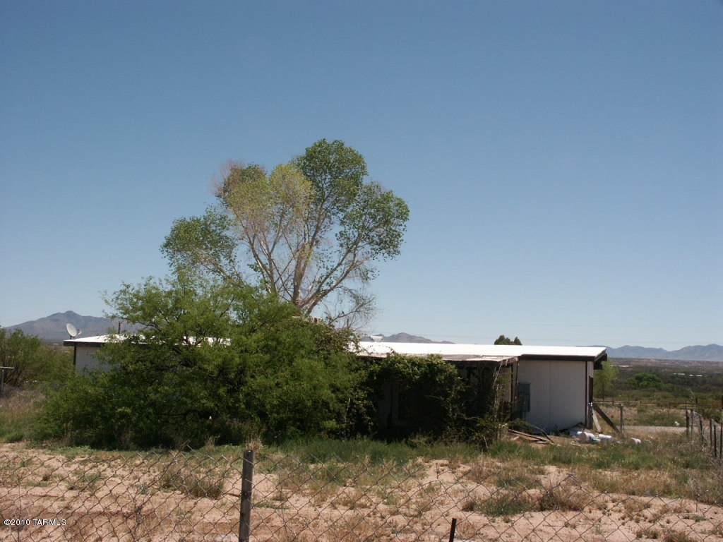 1372 North Ocotillo Road Benson, AZ 85602 - Photo 2 of 10