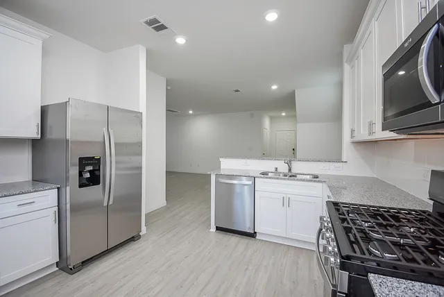 $2,100 | 23407 Honey Spade Road, Hockley, TX 77447