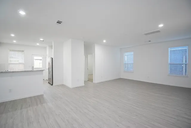 $2,100 | 23407 Honey Spade Road, Hockley, TX 77447