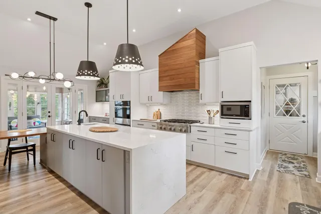 $759,000 | 17110 24th Avenue North, Plymouth, MN 55447