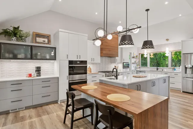 $759,000 | 17110 24th Avenue North, Plymouth, MN 55447