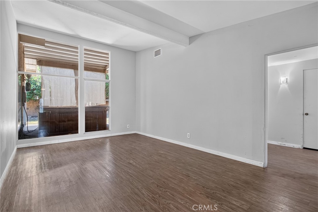 19448 Blythe Street Reseda, CA 91335 - Photo 20 of 37