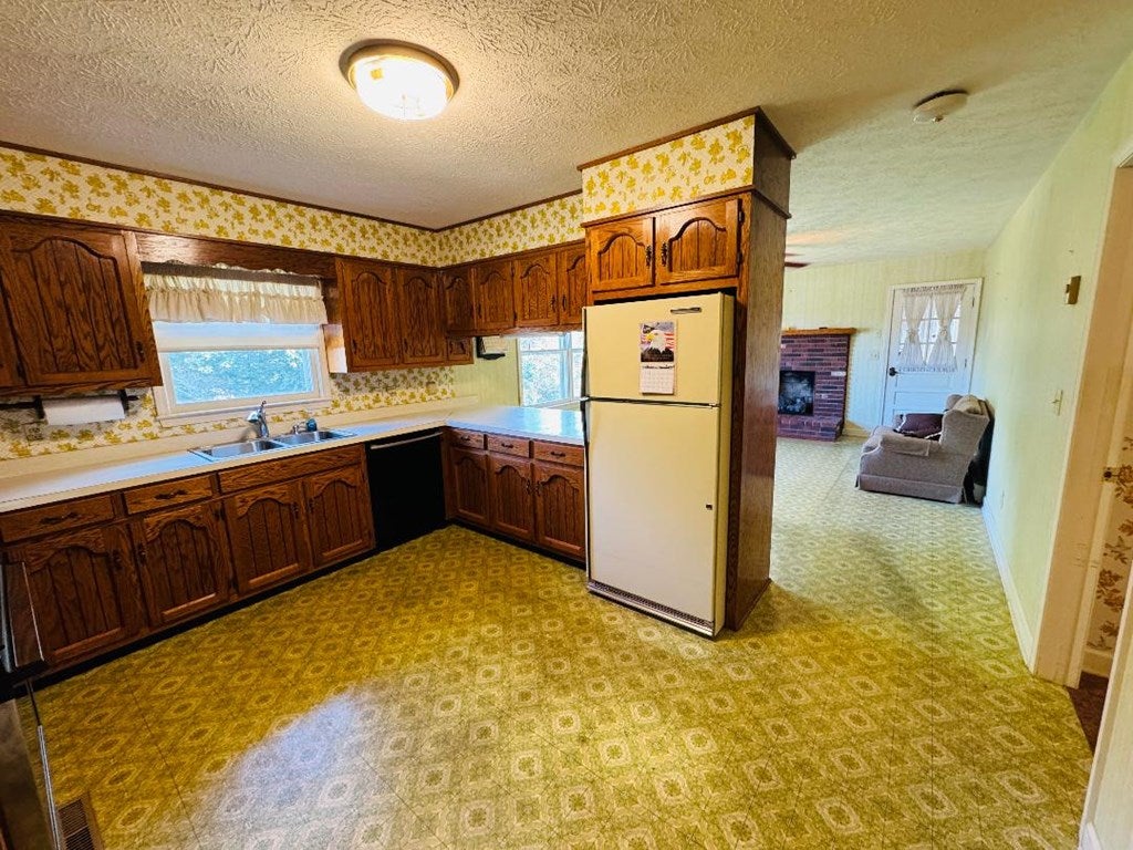 5771 Joy Ranch Road Fancy Gap, VA 24328 - Photo 17 of 45 Gallery Image 17