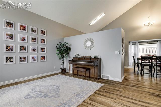 7220 Julynn Road Colorado Springs, CO 80919 - Photo 10 of 41