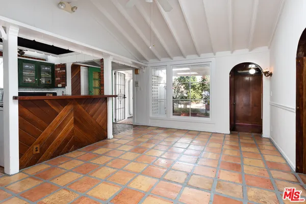 a view of an entryway