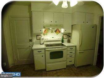 301 Spring Valley Road Springfield, PA 19064 - Photo 6 of 12 Kitchen